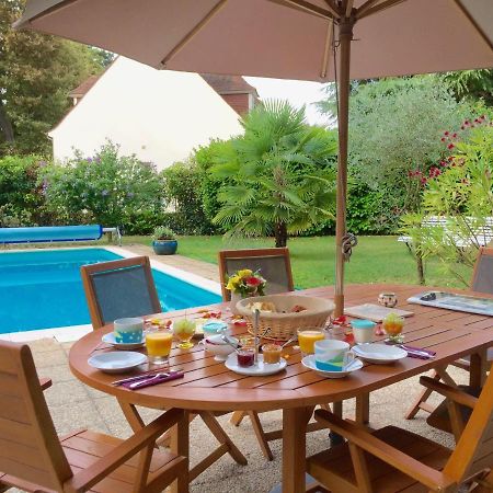 Les Hibiscus Bed & Breakfast Maisons-Laffitte Ngoại thất bức ảnh
